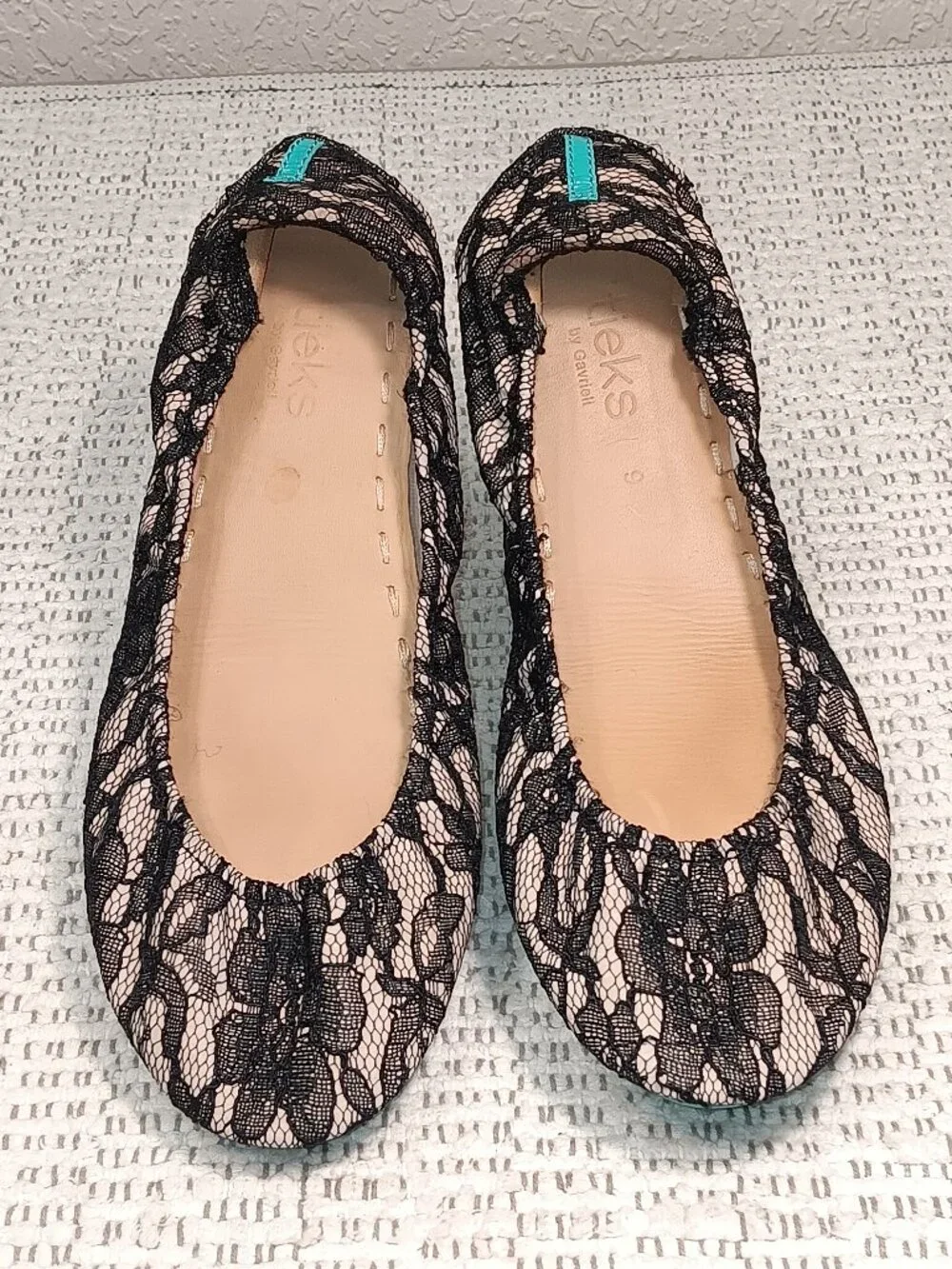 Tieks women's 'Nude Lace' black floral lace overlay leather ballet flats sz 9